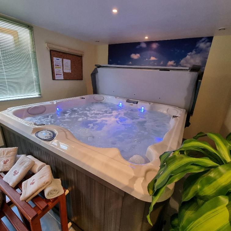 Gite Bruyere, 2 A 5 Personnes Avec Salle De Jeux Et Spa Dans La Residence Ventron Exterior photo
